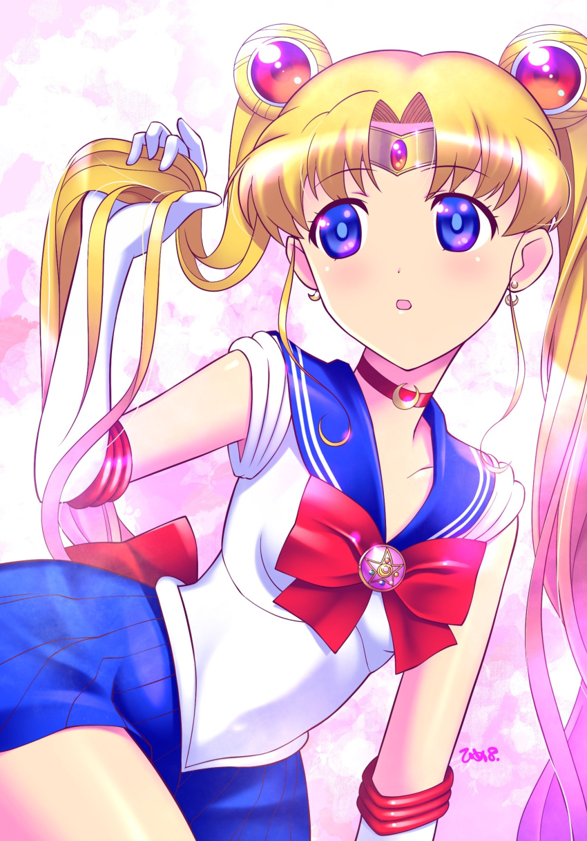 1girl, bishoujo_senshi_sailor_moon, blonde_hair, blue_eyes, blue_sailor_collar, blue_skirt, bow, choker