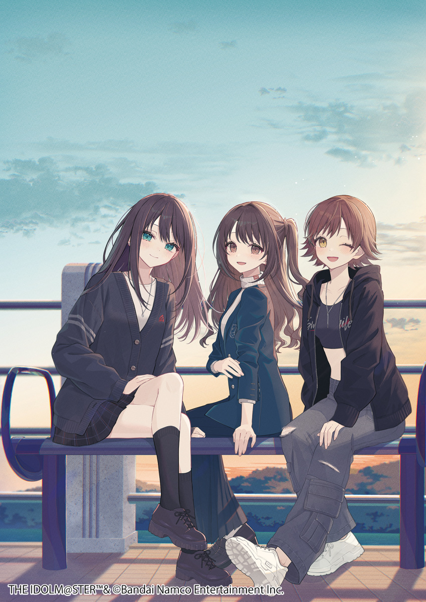 3girls, akakura, black_hair, brown_eyes, brown_hair, cardigan, crop_top, green_eyes