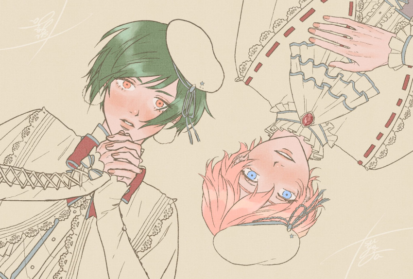 2boys, a3!, androgynous, ascot, beret, blue_eyes, blush, bow, canvas_texture, collar, cross-laced_clothes, cross-laced_sleeves, earrings, frilled_collar, frilled_sleeves, frills, gem, green_hair, hand_on_own_chest, hat, highres, jewelry, lace_trim, long_sleeves, looking_at_viewer, male_focus, multiple_boys, orange_eyes, own_hands_together, parted_bangs, parted_lips, pink_hair, pom_pom_(clothes), puritan_collar, rotational_symmetry, rurikawa_yuki, sakisaka_muku, short_hair, signature, sindemomakenele, smile, upper_body, wavy_hair