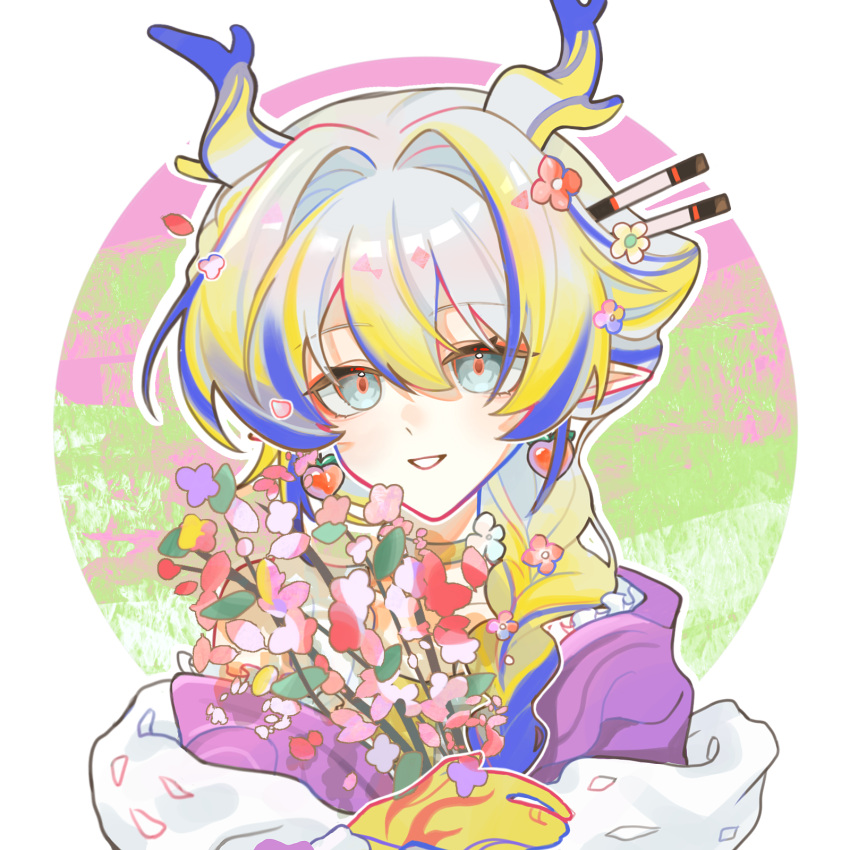 1girl, :d, arknights, blonde_hair, blue_hair, border, bouquet, chinese_commentary, choker, colored_extremities, commentary_request, dragon_girl, dragon_horns, eyeliner, flower, frills, gaoyang65769, green_eyes, grey_hair, grin, hair_between_eyes, hair_flower, hair_intakes, hair_ornament, highres, holding, holding_bouquet, horns, long_hair, looking_at_viewer, makeup, multicolored_hair, official_alternate_costume, orange_eyeliner, orange_pupils, outside_border, pink_flower, pointy_ears, purple_flower, red_flower, round_border, shu_(arknights), shu_(spring_feast)_(arknights), smile, solo, upper_body, white_border, yellow_choker, yellow_flower