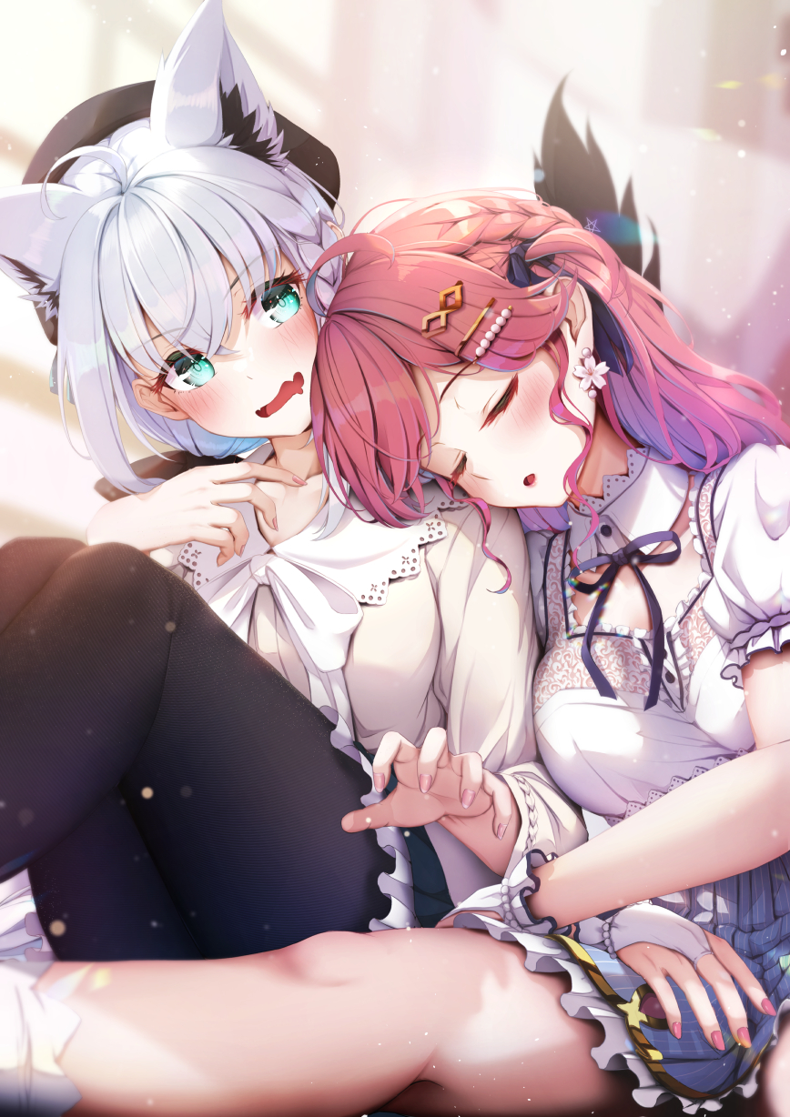 ahoge, animal_ear_fluff, animal_ears, beret, black_bow, black_hat, black_pantyhose, blue_skirt