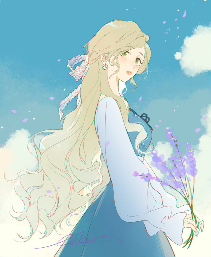 1girl, apuaayu, blonde_hair, blue_dress, blue_ribbon, blue_sky, bouquet, chinese_commentary