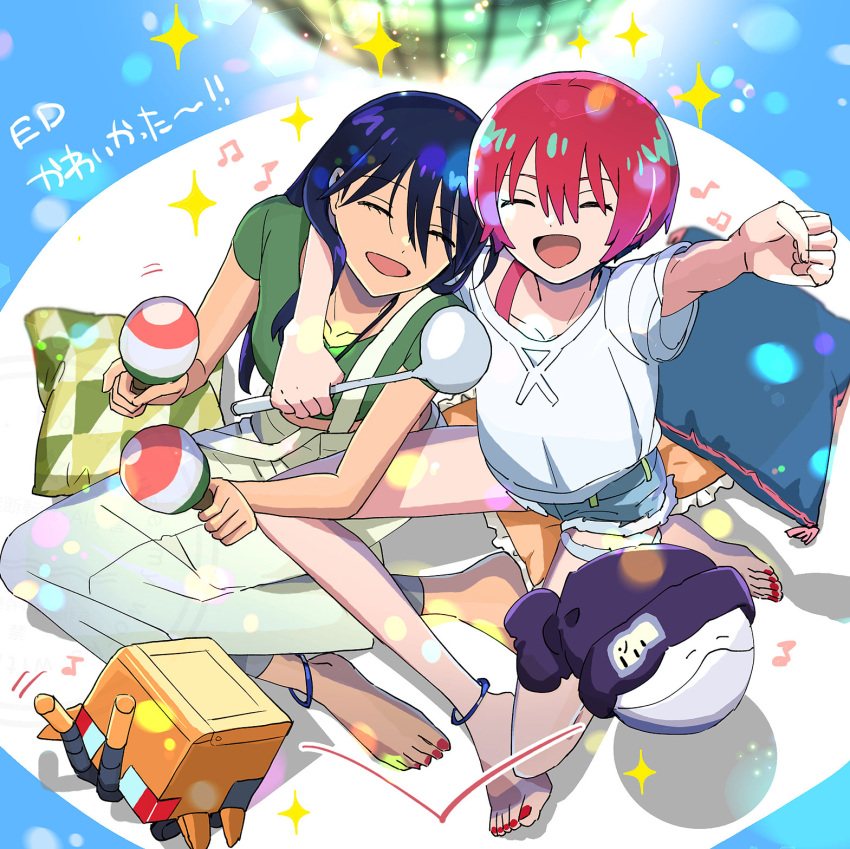 2girls, amate_yuzuriha, anklet, arm_around_shoulder, arm_up, barefoot, beamed_eighth_notes, beanie
