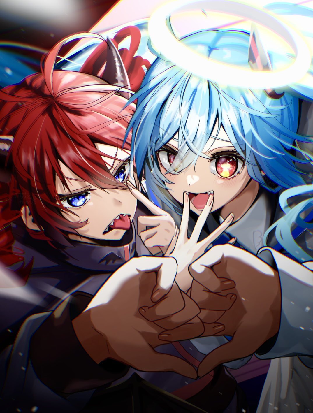 2girls, ahoge, akanbe, alternate_costume, alternate_eye_color, aurora, black_horns, black_shirt