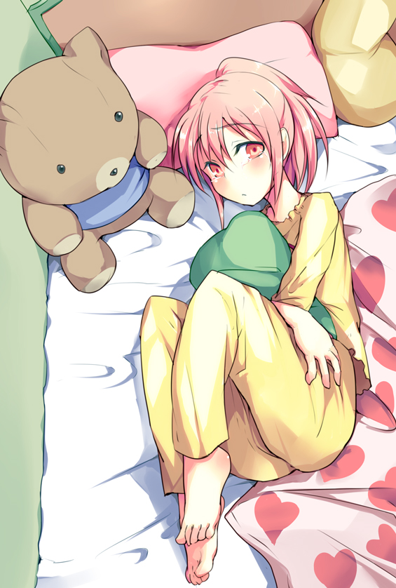 barefoot, bed, feet, fetal_position, heart, kaname_madoka, lying, mahou_shoujo_madoka_magica