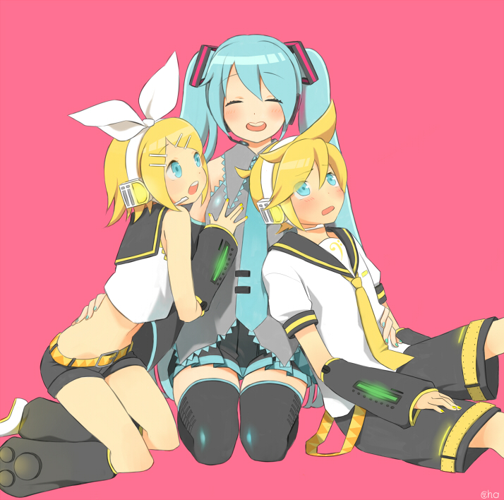 aqua_hair, blonde_hair, brother_and_sister, cha_(cha0-0), detached_sleeves, hair_ornament, hair_ribbon, hairclip