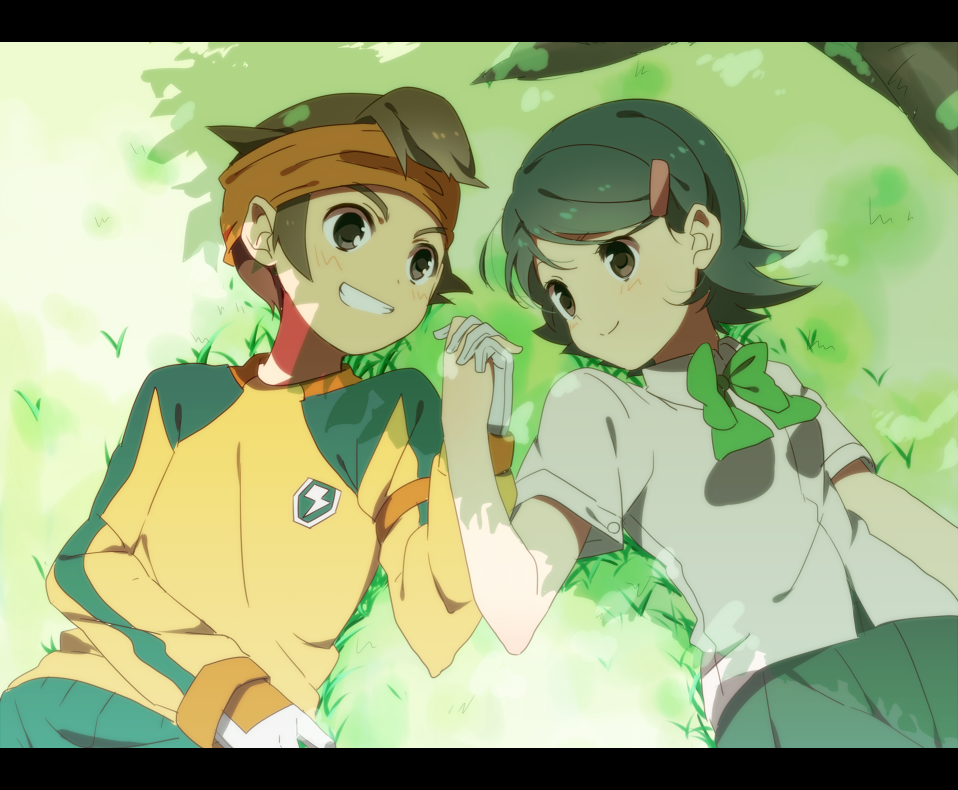 1girl, bad_id, bow, brown_hair, endou_mamoru, grass, green_hair, hair_ornament