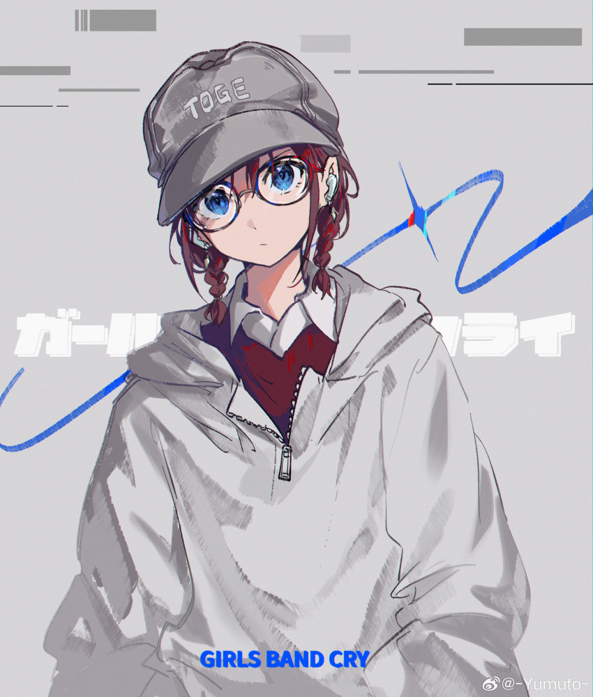 1girl, absurdres, airpods, baseball_cap, black-framed_eyewear, braid, chinese_commentary, closed_mouth, commentary_request, copyright_name, earrings, girls_band_cry, glasses, grey_background, grey_hat, grey_hoodie, hat, highres, hood, hood_down, hoodie, iseri_nina, jewelry, looking_at_viewer, photo-referenced, red_hair, red_shirt, rina_(voice_actor), shirt, short_hair, solo, twin_braids, upper_body, voice_actor_connection, watermark, weibo_watermark, white_shirt, wireless_earphones, yumuto_(spring1786)