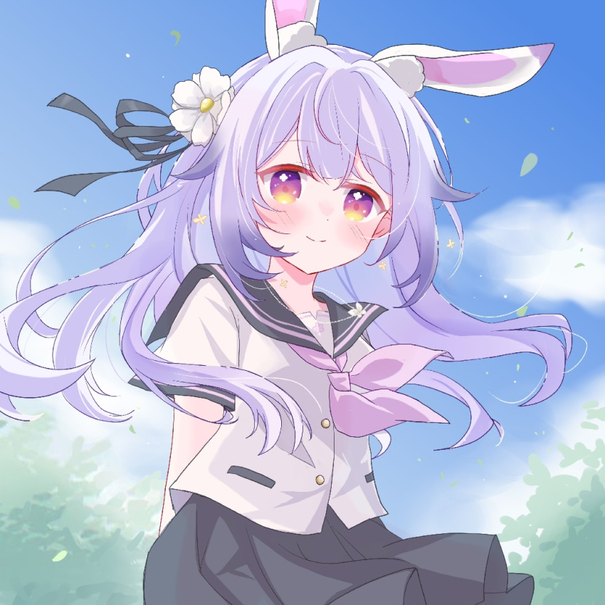 1girl, animal_ear_fluff, animal_ears, arms_behind_back, black_ribbon, black_skirt, blue_sky, blush, clouds, colored_tips, day, flower, gradient_eyes, hair_flower, hair_ornament, hair_ribbon, lanyin, lizouzouzou_buxingli, long_hair, looking_at_viewer, multicolored_eyes, multicolored_hair, neckerchief, outdoors, pleated_skirt, purple_hair, rabbit_ears, ribbon, sailor_collar, school_uniform, serafuku, shirt, short_sleeves, skirt, sky, smile, solo, violet_eyes, virtual_dimension_project, virtual_youtuber, white_shirt, wind, xy_production, yellow_eyes
