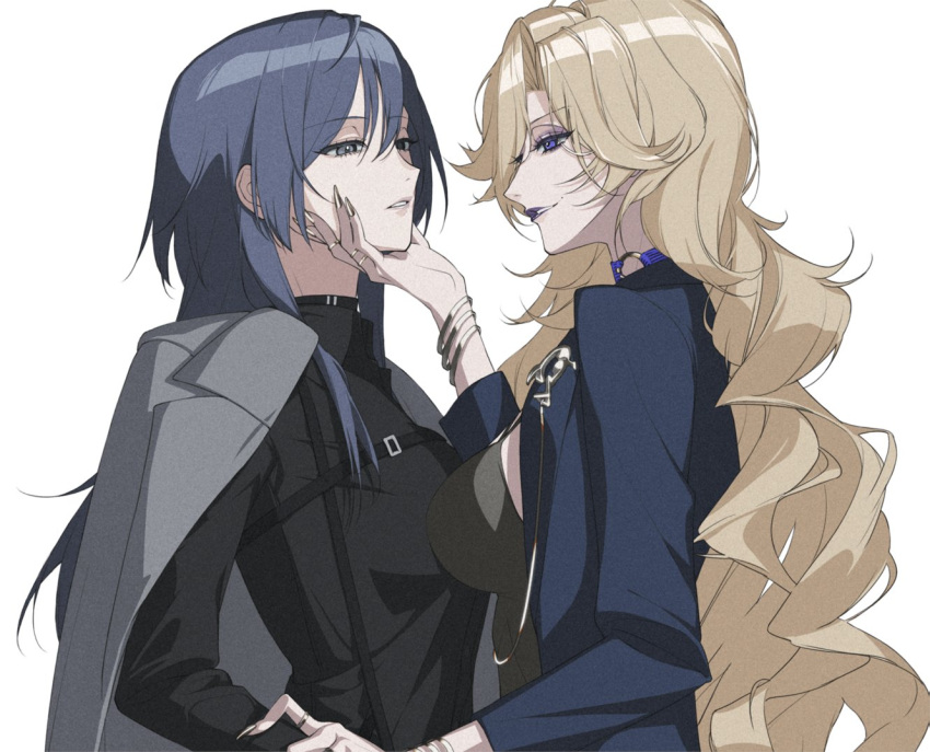 2girls, 3shine_02, black_hair, black_shirt, blonde_hair, blue_choker, bracelet, breasts