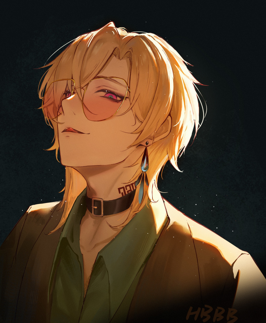1boy, absurdres, aventurine_(honkai:_star_rail), black_background, blonde_hair, brown_jacket, chinese_commentary, collar