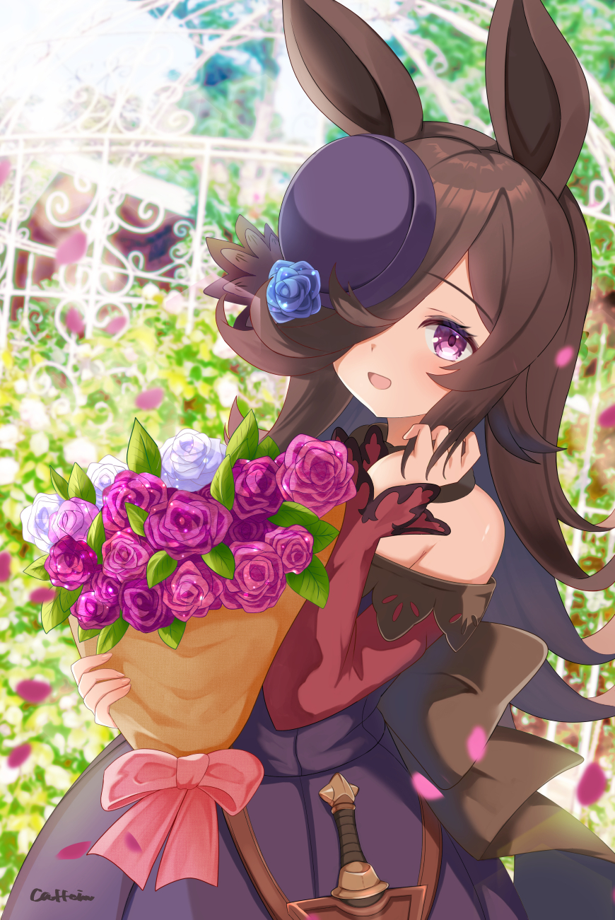 1girl, animal_ears, artist_name, back_bow, belt, black_bow, black_hair, blue_dress, blue_flower, blue_hat, blue_rose, blurry, blurry_background, bouquet, bow, brown_belt, commentary, dagger, day, depth_of_field, dress, flower, fur_collar, garden, hair_over_one_eye, hat, hat_flower, highres, holding, holding_bouquet, horse_ears, horse_girl, knife, large_bow, long_hair, long_sleeves, looking_at_viewer, loose_belt, off-shoulder_dress, off_shoulder, open_mouth, outdoors, rice_shower_(umamusume), rose, sheath, sheathed, signature, smile, solo, standing, tilted_headwear, umamusume, under_hoshizora, violet_eyes, weapon