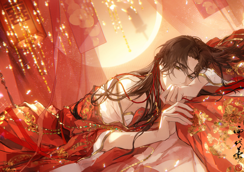1boy, bed, braid, canopy_bed, chinese_clothes, chinese_commentary, covered_mouth, cowboy_shot