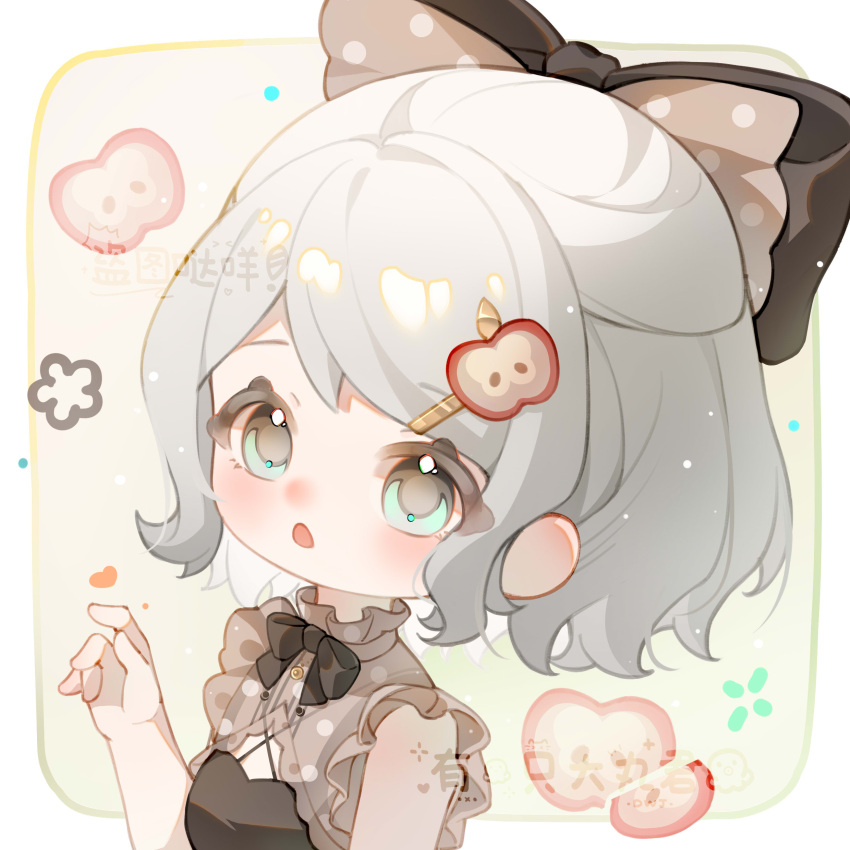 1girl, absurdres, apple, apple_hair_ornament, apple_slice, aqua_eyes, artist_name, bare_arms, bare_shoulders, black_bow, black_bowtie, black_dress, border, bow, bowtie, buttons, chibi, collared_shirt, criss-cross_halter, dress, eyelashes, food, food-themed_hair_ornament, frilled_shirt, frilled_shirt_collar, frills, fruit, fruity_wish_(infinity_nikki), gradient_background, green_background, grey_bow, grey_shirt, hair_bow, hair_ornament, hairclip, halter_dress, halterneck, heart, high_collar, highres, infinity_nikki, light_blush, light_particles, looking_ahead, nikki_(series), open_mouth, outside_border, polka_dot, polka_dot_bow, polka_dot_shirt, shirt, shirt_under_dress, short_hair, solo, swept_bangs, tareme, upper_body, watermark, white_border, white_hair, you_yi_zhi_dawan