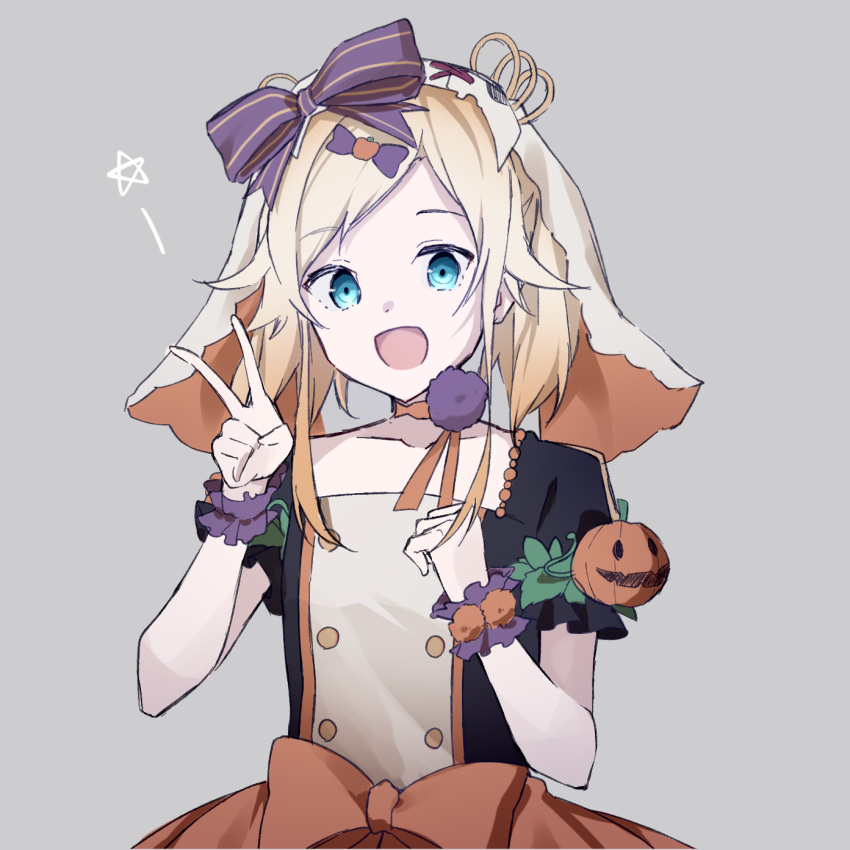 1girl, black_shirt, blonde_hair, blue_eyes, collarbone, flat_chest, frilled_sleeves, frills, gretel_(halloween)_(grimms_notes), grey_background, grimms_notes, hair_ribbon, highres, horizontal-striped_ribbon, iumi_urura, looking_at_viewer, open_mouth, orange_ribbon, pumpkin_ornament, purple_ribbon, ribbon, shirt, short_sleeves, simple_background, smile, solo, upper_body, v, veil, white_veil