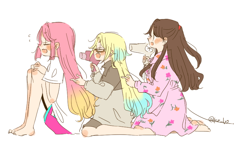 3girls, anyoji_hime, anyoji_hime_(summer_loungewear), barefoot, brown_shirt, brown_shorts, collared_dress, commentary_request