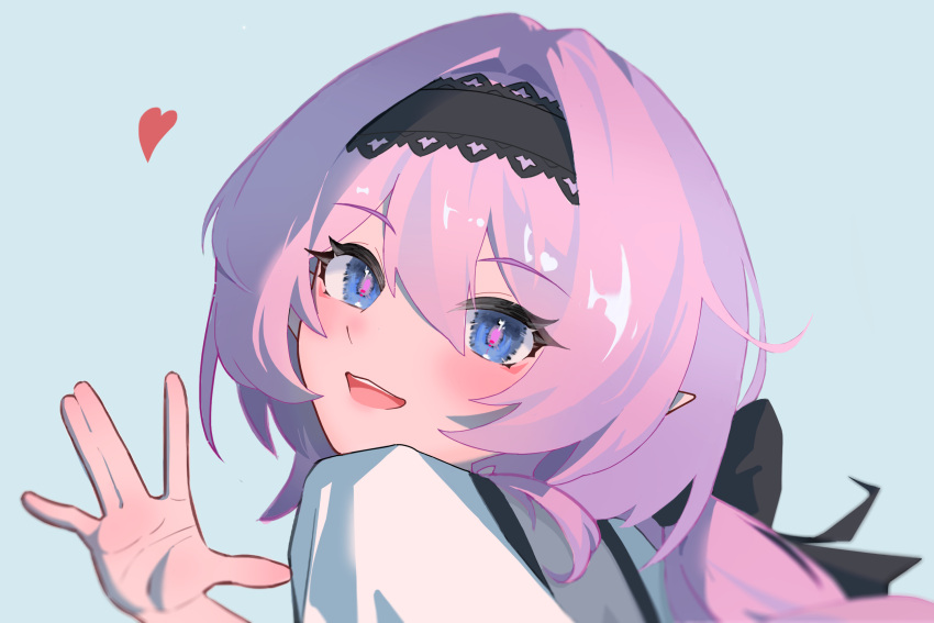 1girl, alternate_costume, black_hairband, blue_background, chinese_commentary, commentary_request, elf, elysia_(honkai_impact)
