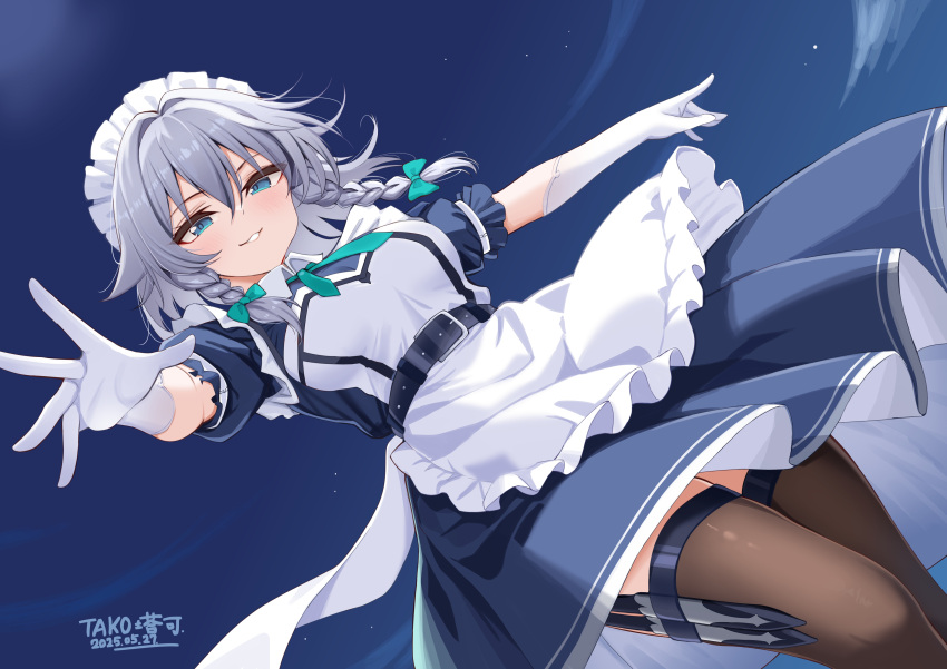 1girl, absurdres, apron, aqua_bow, aqua_eyes, artist_name, belt, bow, braid, breasts, brown_thighhighs, chinese_commentary, commentary_request, dated, embellished_costume, gloves, grey_hair, hair_bow, highres, ineedu041_tako, izayoi_sakuya, knife, long_hair, looking_at_viewer, maid, maid_headdress, puffy_short_sleeves, puffy_sleeves, short_sleeves, signature, smile, solo, thigh-highs, thigh_strap, touhou, touhou_gensou_eclipse, twin_braids, waist_apron, white_apron, white_gloves