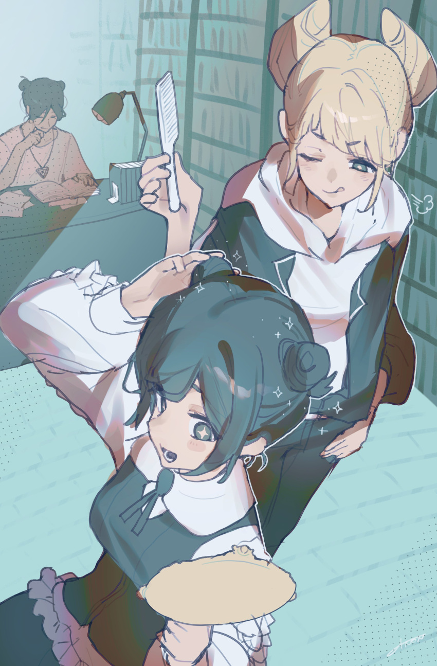 +_+, 1boy, 2girls, ;q, absurdres, alternate_hairstyle, anon_qwat, bookshelf