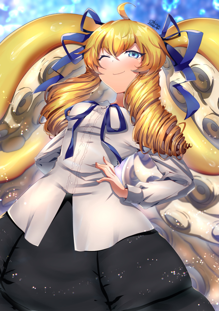 1girl, ;), ahoge, arm_behind_back, black_skirt, blonde_hair, blue_eyes, blue_ribbon