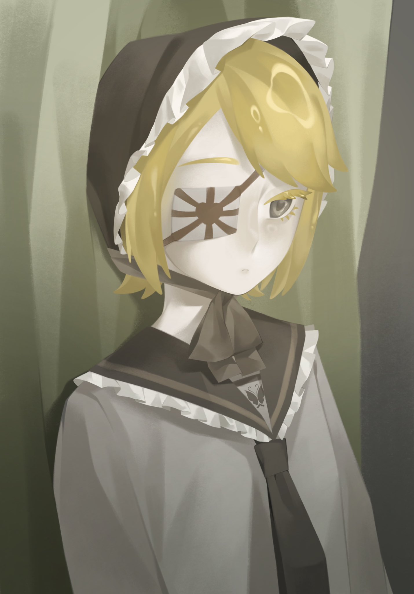 1girl, alternate_eye_color, black_bonnet, black_necktie, black_sailor_collar, blonde_hair, bonnet, chin_strap