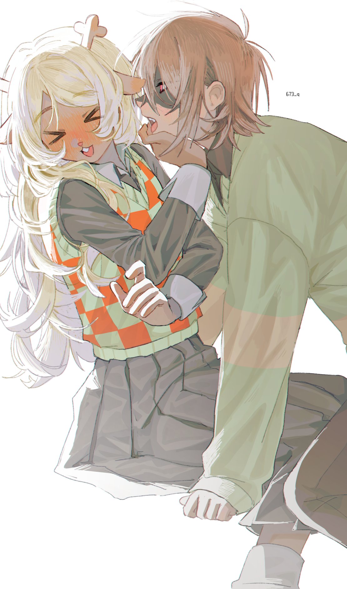 >_<, 1girl, 1other, 673_q, androgynous, animal_ears, antlers, black_shirt
