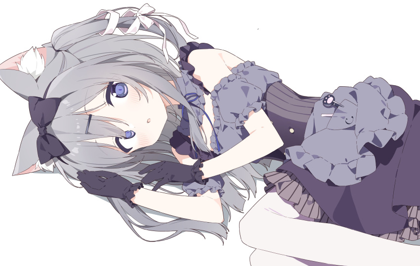 1girl, :o, amairo_chocolata, animal_ear_fluff, animal_ears, black_gloves, black_hairband, blush