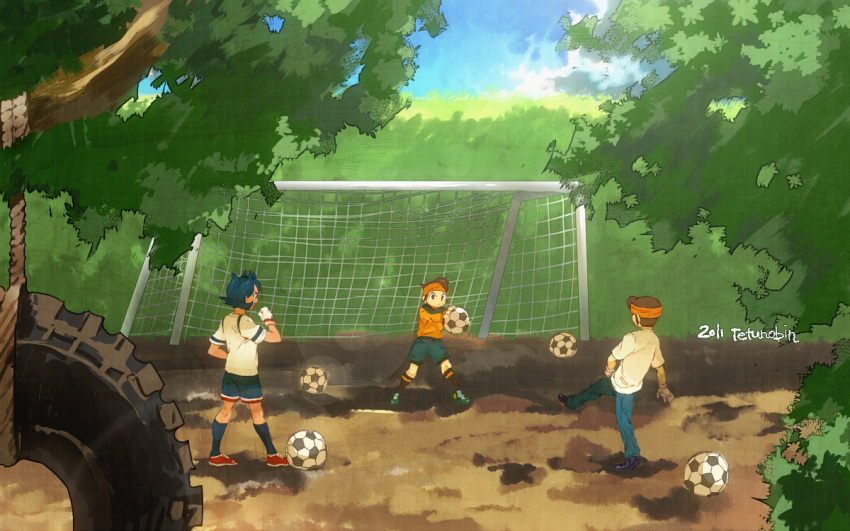 ball, blue_hair, brown_hair, endou_daisuke, endou_mamoru, footwear, goal, goalkeeper