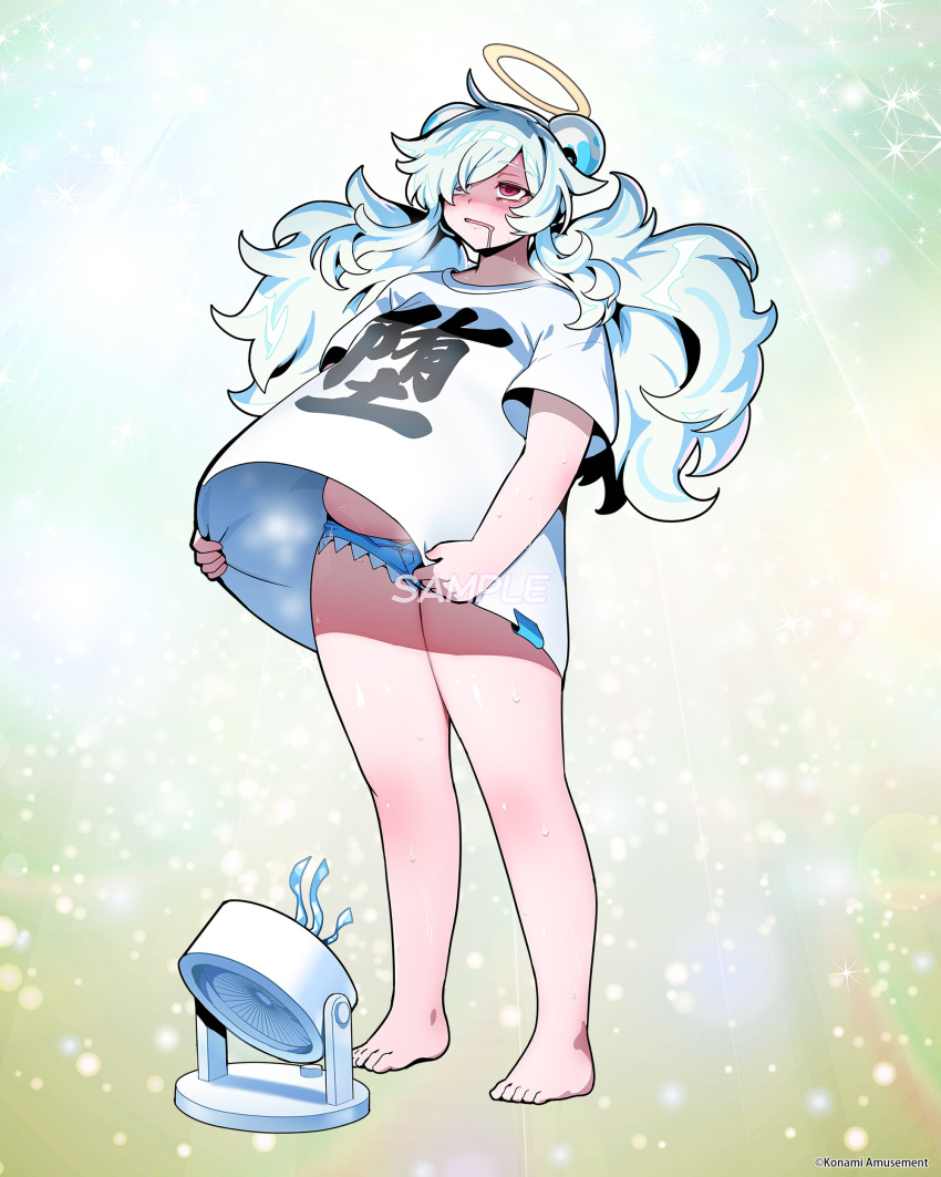 absurdres, artist_request, bare_legs, barefoot, blue_shorts, blush, copyright_name, doubliel, electric_fan, hair_over_one_eye, halo, highres, legs_apart, long_hair, mahjong_fight_girl, parted_lips, plump, red_eyes, saliva_drip, second-party_source, shirt, short_shorts, short_sleeves, shorts, sparkle, standing, sweat, thick_arms, translation_request, wavy_hair, white_hair, white_shirt, yellow_halo