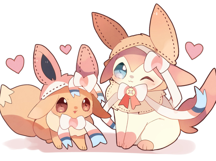 :3, :d, ;3, blue_eyes, blush, brown_eyes, closed_mouth, commentary_request