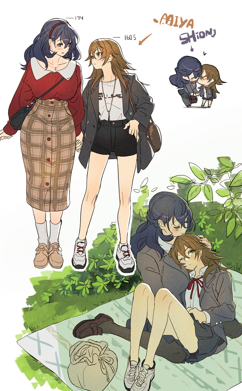 2girls, 404no2929, black_pantyhose, black_shorts, black_skirt, blush, brown_hair, brown_shoes