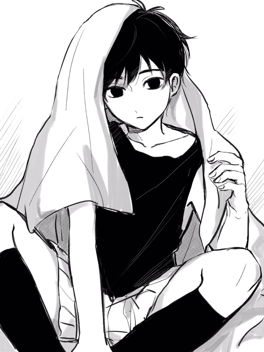 1boy, antenna_hair, bare_arms, bare_shoulders, between_legs, chinese_commentary, closed_mouth, collarbone