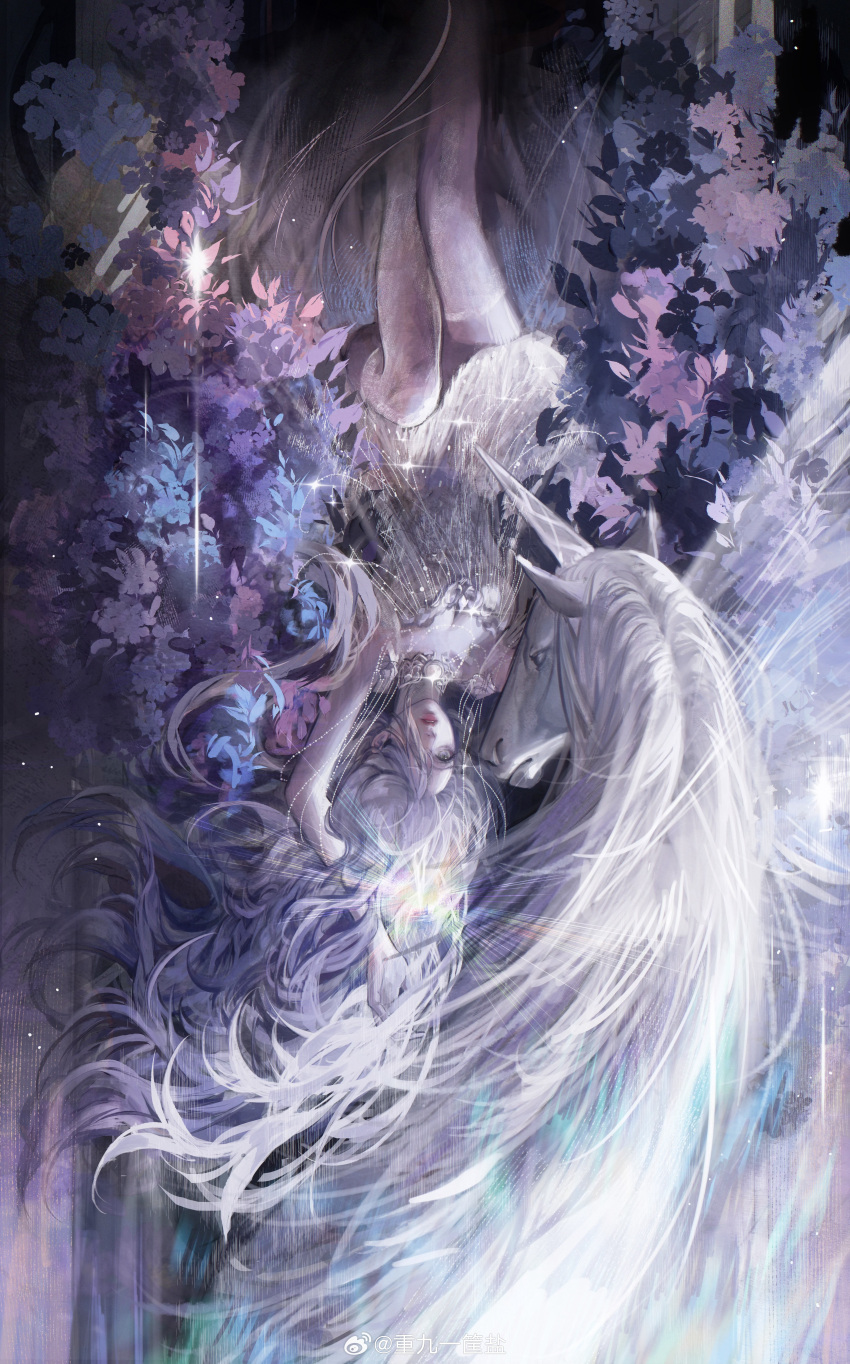 1girl, absurdres, ad_lunam_(shining_nikki), bare_shoulders, chinese_commentary, chongjiu_yi_kuang_yan, circlet, commentary_request, dress, electra_(bare_knuckle), expressionless, eyelashes, feet_out_of_frame, flower, grey_dress, hair_over_one_eye, hair_spread_out, hand_in_own_hair, highres, jewelry, light_particles, lipstick, long_hair, looking_at_animal, lying, magic, makeup, necklace, night, night_sky, nikki_(series), on_back, purple_flower, red_lips, shining_nikki, short_dress, sky, solo, sparkle, star_(sky), starry_sky, strapless, strapless_dress, unicorn, upside-down, very_long_hair, white_eyes, white_hair