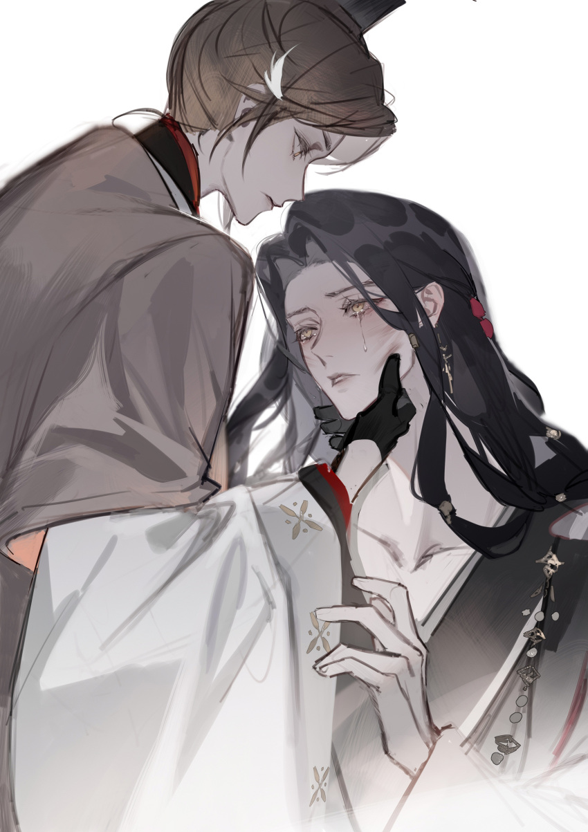1boy, 1girl, absurdres, assertive_female, black_gloves, black_hair, black_robe, brown_eyes, brown_hair, brown_robe, cheek_squash, chinese_clothes, chinese_commentary, closed_mouth, code:_kite, collarbone, crossdressing, crossdressing_(ftm), crying, crying_with_eyes_open, curtained_hair, expressionless, gloves, grabbing_another's_face, guanglingwang, hand_up, hanfu, head_grab, highres, layered_sleeves, liu_bian_(code:_kite), long_hair, long_sleeves, looking_at_another, looking_down, looking_up, low-tied_sidelocks, muted_color, parted_bangs, parted_lips, profile, robe, short_hair, short_over_long_sleeves, short_sleeves, sidelocks, simple_background, tears, upper_body, wavy_hair, white_background, white_robe, wide_sleeves, xiao_guan_(headdress), yellow_eyes, yichun583