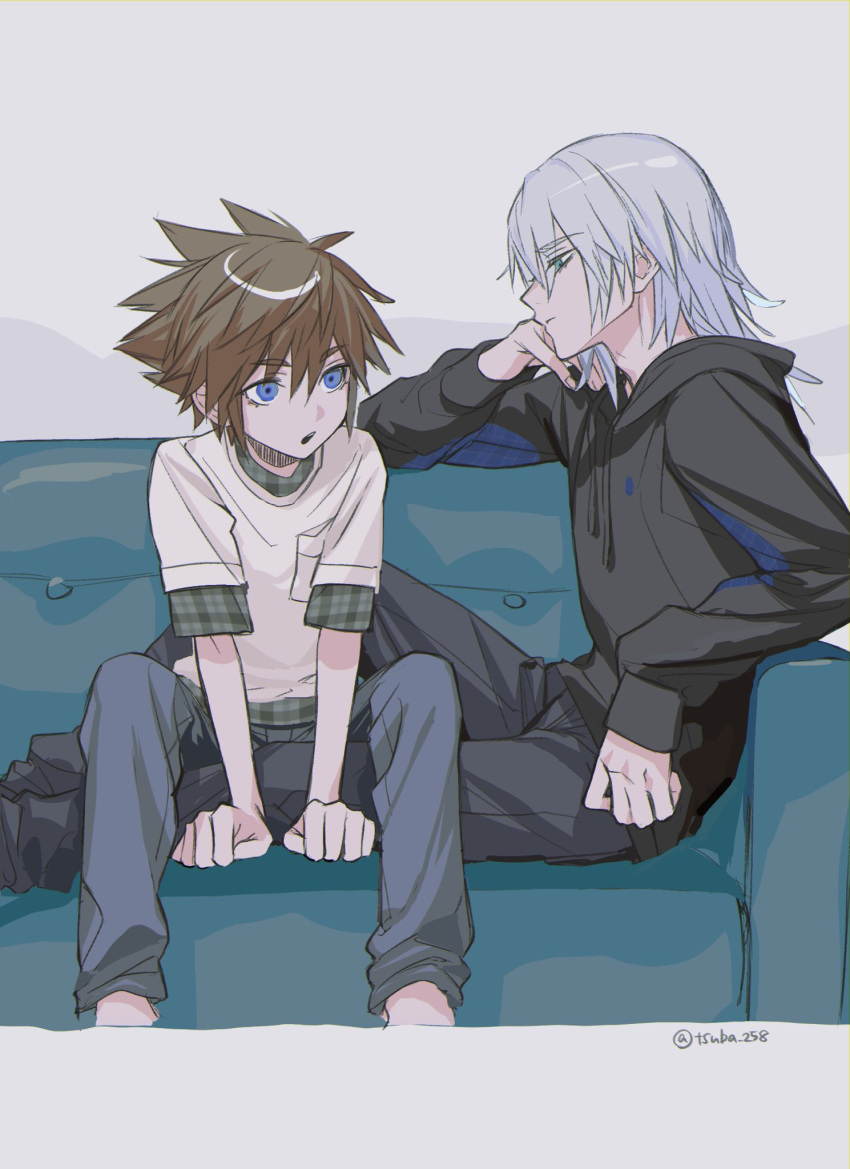 2boys, aqua_eyes, black_hoodie, black_pants, blue_couch, blue_eyes, blue_pants, brown_hair