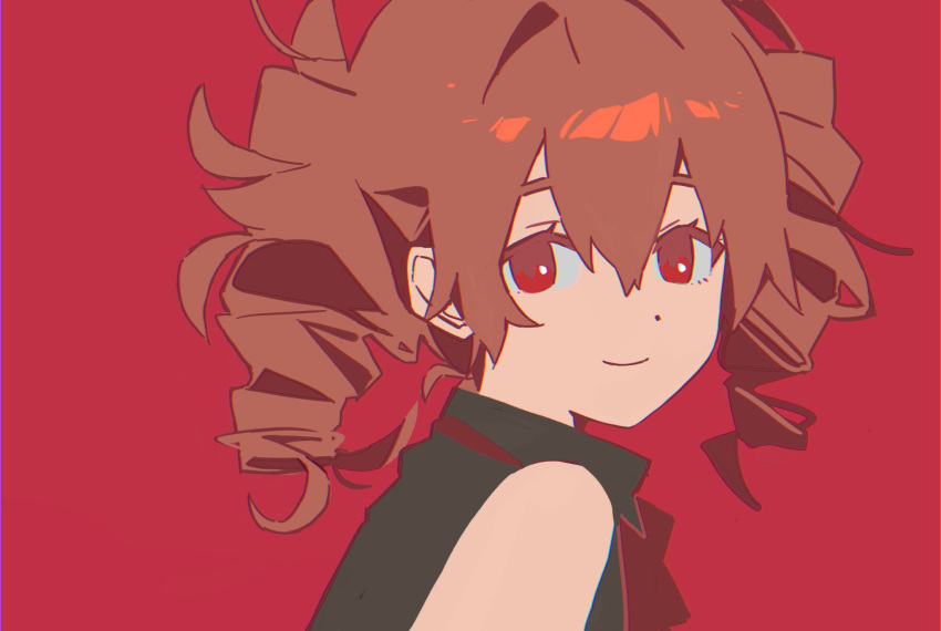 1girl, bare_shoulders, black_shirt, bow, bowtie, chromatic_aberration, closed_mouth, collared_shirt, dot_nose, double-parted_bangs, drill_hair, from_side, hair_between_eyes, hashtag-only_commentary, highres, kasane_teto, kasane_teto_(utau), looking_at_viewer, looking_back, medium_hair, red_background, red_bow, red_bowtie, red_eyes, red_hair, red_theme, sano_(ekk_fy), shirt, simple_background, single_hair_intake, sleeveless, sleeveless_shirt, smile, solo, turning_head, twin_drills, twintails, utau