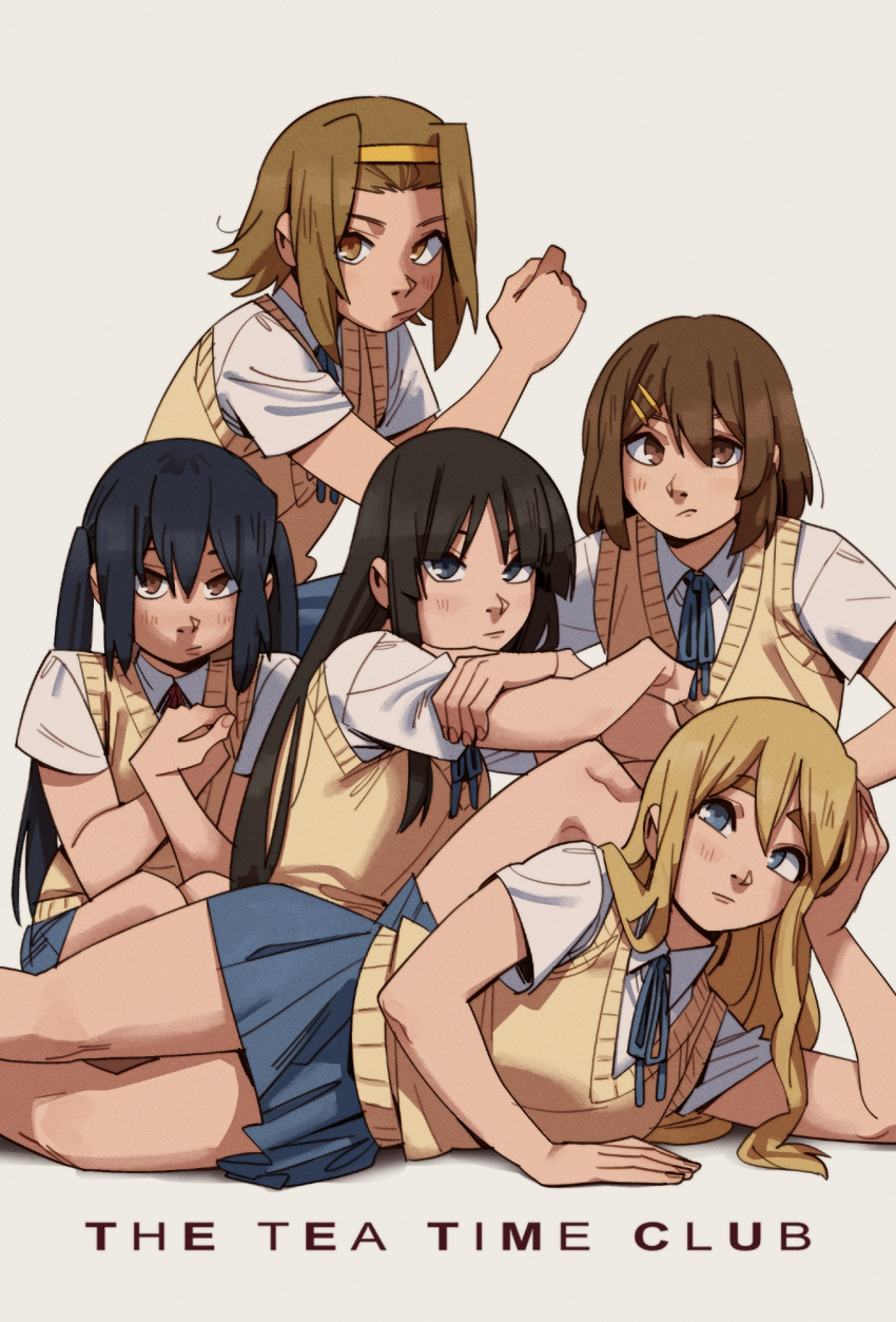 5girls, akiyama_mio, black_hair, blonde_hair, blue_bow, blue_bowtie, blue_eyes, bow