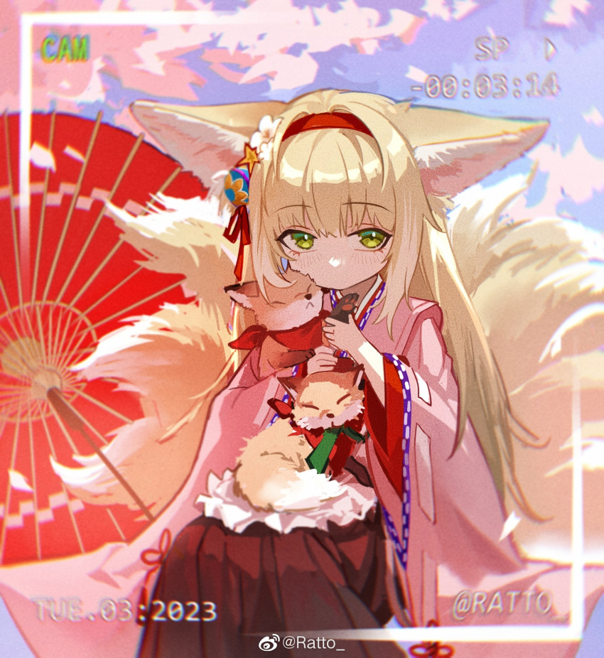 1girl, animal, animal_on_lap, arknights, artist_name, asamayuki_ra, blonde_hair, brown_hakama