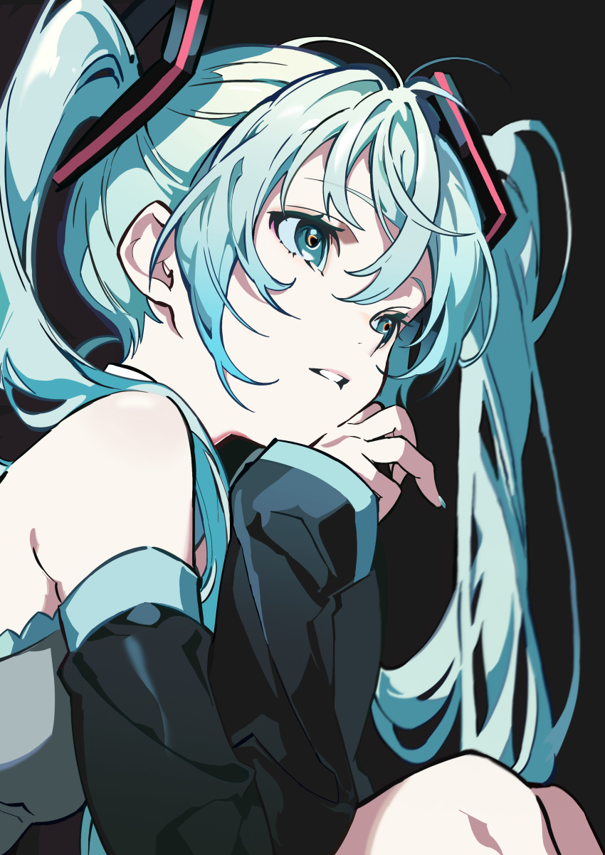 1girl, absurdres, black_background, black_sleeves, blue_eyes, blue_hair, blue_nails, detached_sleeves, floating_headgear, from_side, grey_shirt, hair_between_eyes, hair_ornament, hatsune_miku, hatsutahaku, headgear, highres, long_hair, nail_polish, parted_lips, shirt, simple_background, sitting, sleeveless, sleeveless_shirt, solo, twintails, vocaloid
