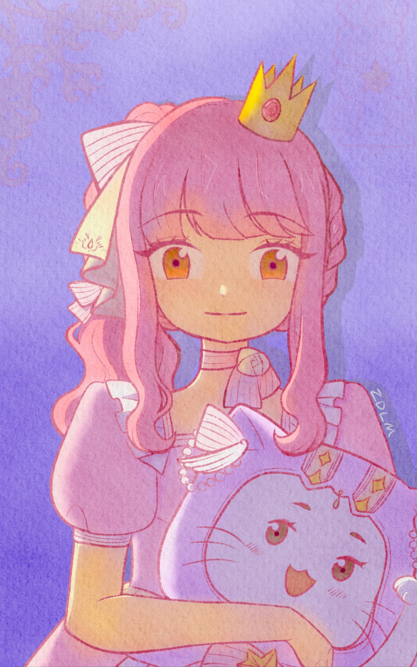 1girl, absurdres, alternate_costume, animal, blunt_bangs, bow, bow_choker, bowtie, braid, brooch, brown_eyes, cat, choker, cloak, closed_mouth, cowboy_shot, crown, dot_nose, dress, ear_covers, eyelashes, flower, frilled_dress, frills, gown, hair_bow, half_up_half_down_braid, happy, highres, holding, holding_animal, holding_cat, hood, hood_up, hooded_cloak, jewelry, light_blush, long_hair, looking_at_viewer, mini_crown, mofei_(xinjinjumin201230878497), momo_(nikki), neck_flower, nikki_(nikki), nikki_(series), open_mouth, painterly, pink_bow, pink_bowtie, pink_choker, pink_dress, pink_hair, puffy_short_sleeves, puffy_sleeves, purple_background, purple_cloak, rose, shadow, short_sleeves, side_ponytail, signature, simple_background, smile, square_neckline, standing, star_brooch, striped_bow, striped_bowtie, striped_choker, striped_clothes, wavy_hair, whiskers, white_bow, white_cat, white_flower, white_rose