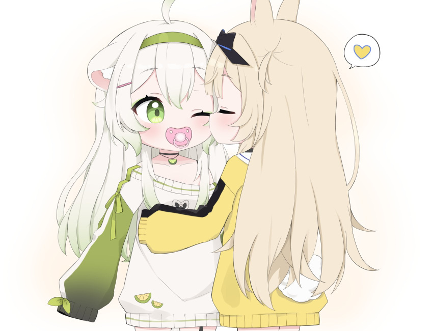 2girls, ahoge, animal_ear_fluff, animal_ears, black_bow, black_choker, blonde_hair, bow