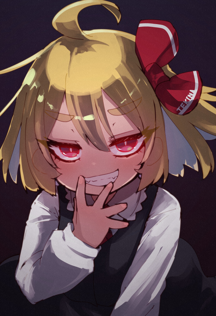 1girl, absurdres, ahoge, black_skirt, blonde_hair, commentary_request, dark_background, double-parted_bangs