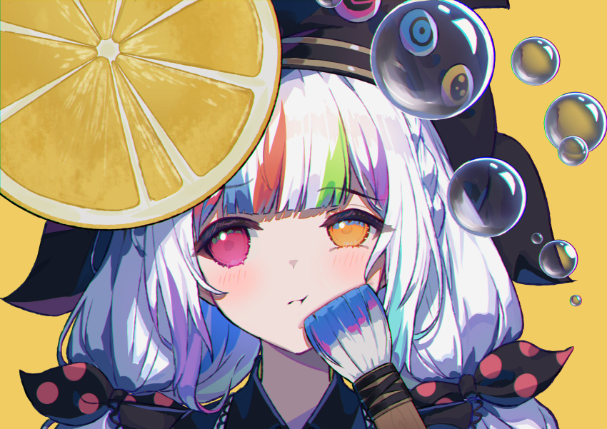 1girl, :t, absurdres, beret, black_bow, blunt_bangs, bow, bubble, chinese_commentary, chromatic_aberration, commentary_request, food, fruit, hat, heterochromia, highres, jogasaki_noah, lambda_(wujingang112), lemon, lemon_slice, long_hair, looking_to_the_side, magical_girl, mahou_shoujo_no_majo_saiban, multicolored_hair, paintbrush, pink_eyes, polka_dot, polka_dot_bow, solo, streaked_hair, upper_body, white_hair, yellow_background, yellow_eyes