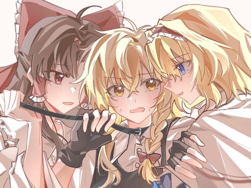 3girls, alice_margatroid, animal_collar, black_collar, black_gloves, black_vest, blonde_hair, blue_eyes