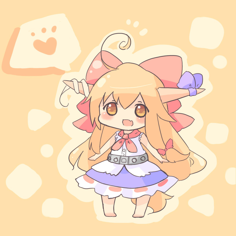 ahoge, blonde_hair, blush, bow, chibi, fang, hair_bow, hanuu_(kemomiku)