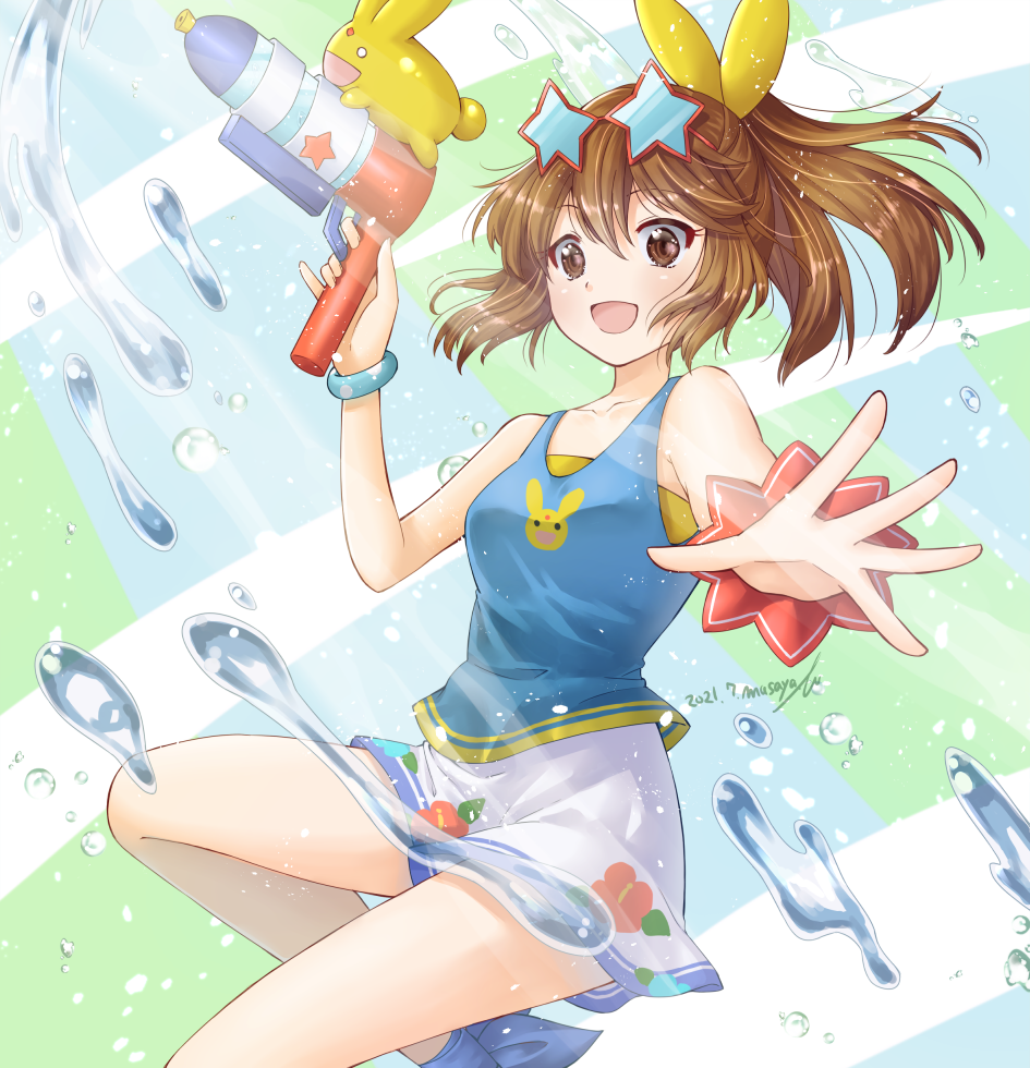 1girl, arle_nadja, bandeau, brown_eyes, brown_hair, carbuncle_(puyopuyo), collarbone, commentary_request