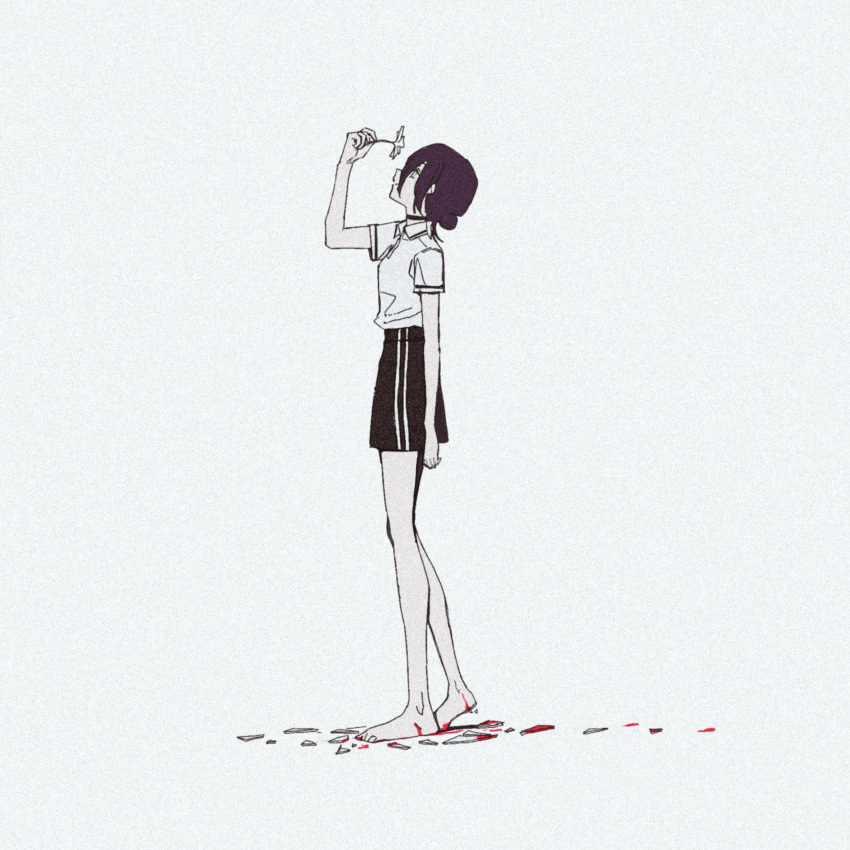 1girl, black_choker, black_hair, black_shorts, blood, blood_on_feet, blue_background, chainsaw_man