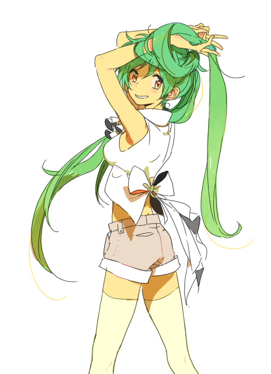 arms_up, green_hair, grin, hands_in_hair, highres, long_hair, long_ponytail, midriff