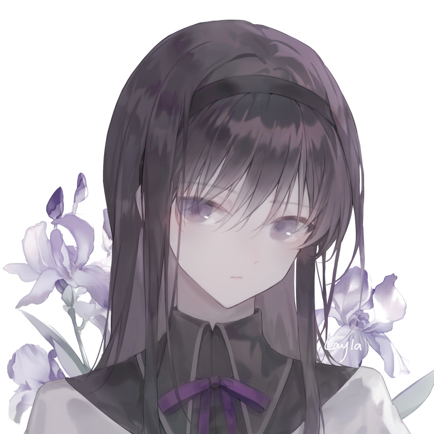 1girl, akemi_homura, black_capelet, black_hair, black_hairband, capelet, chinese_commentary, closed_mouth