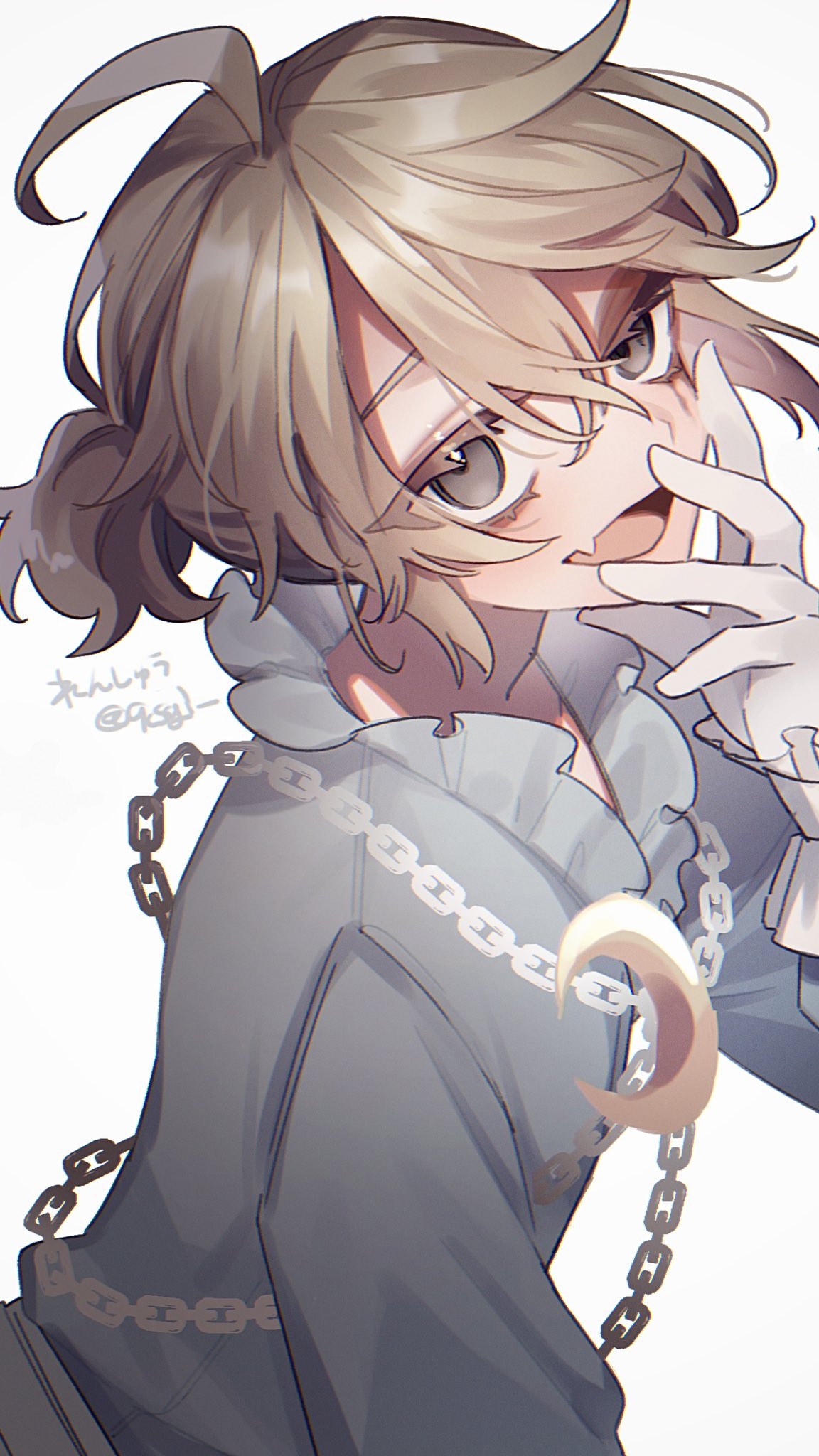9csgi, :d, ahoge, blonde_hair, blue_shirt, bruise, bruised_eye, chain